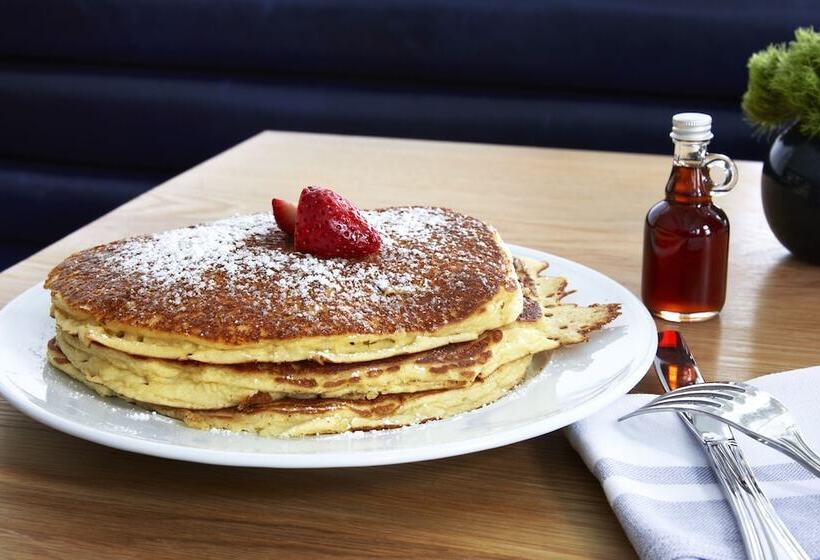 فندق The Lake House On Canandaigua