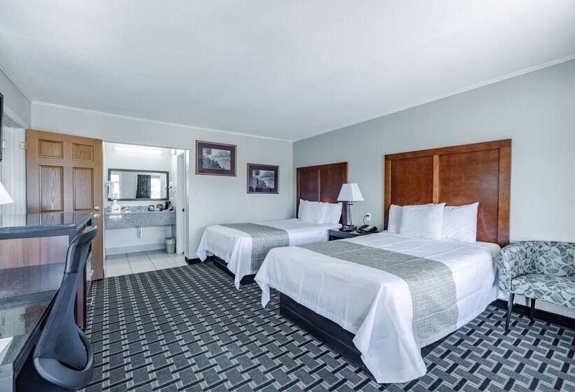 فندق Travelodge By Wyndham Jackson I 40 Exit 82