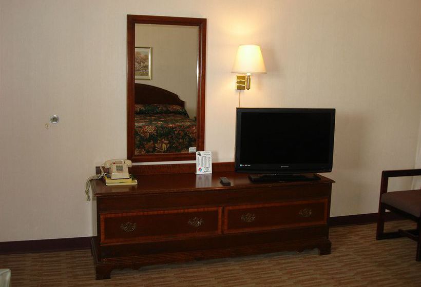 فندق Usa Inn Clinton