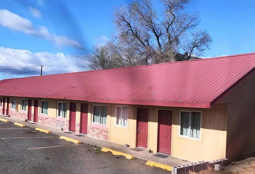 Juniper Motel Madras