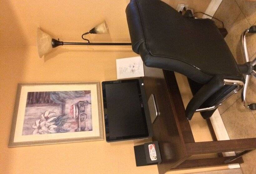 King Oscar Motel Centralia