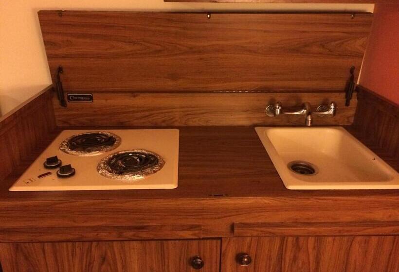 King Oscar Motel Centralia