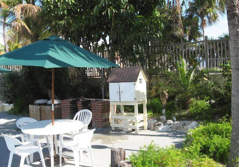 فندق على الطريق Kingsail Resort