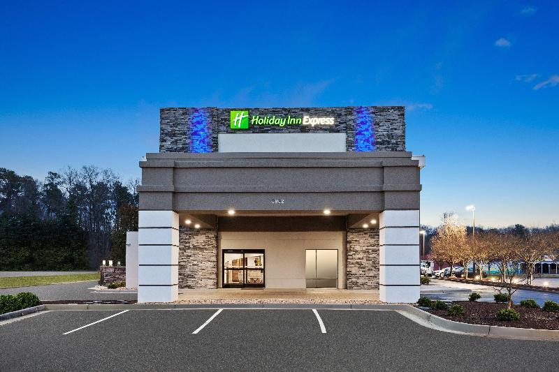 فندق على الطريق Holiday Inn Express Hopewell   Fort Lee Area, An Ihg