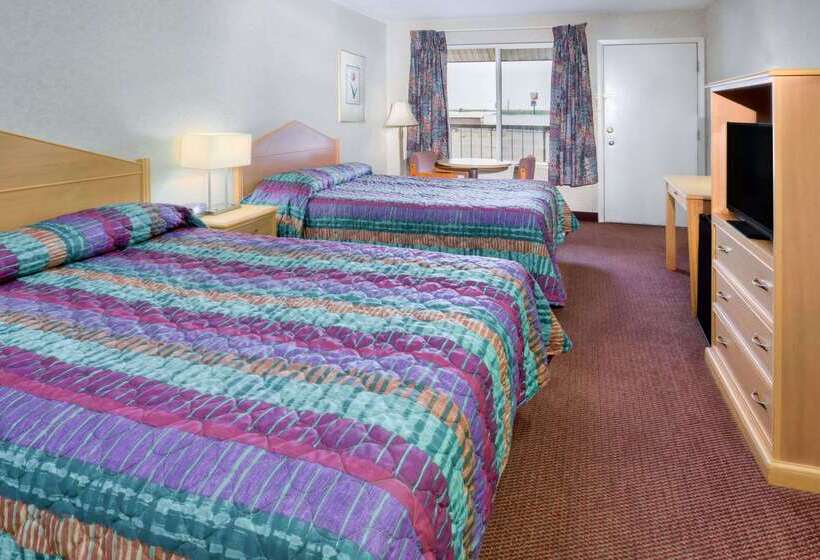 فندق على الطريق Knights Inn Pasco