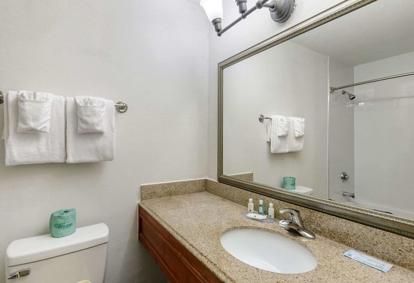 فندق على الطريق Quality Inn Near Martinsville Speedway