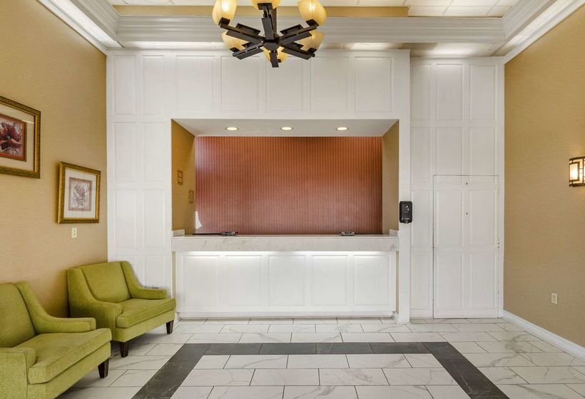 فندق على الطريق Quality Inn Near Martinsville Speedway