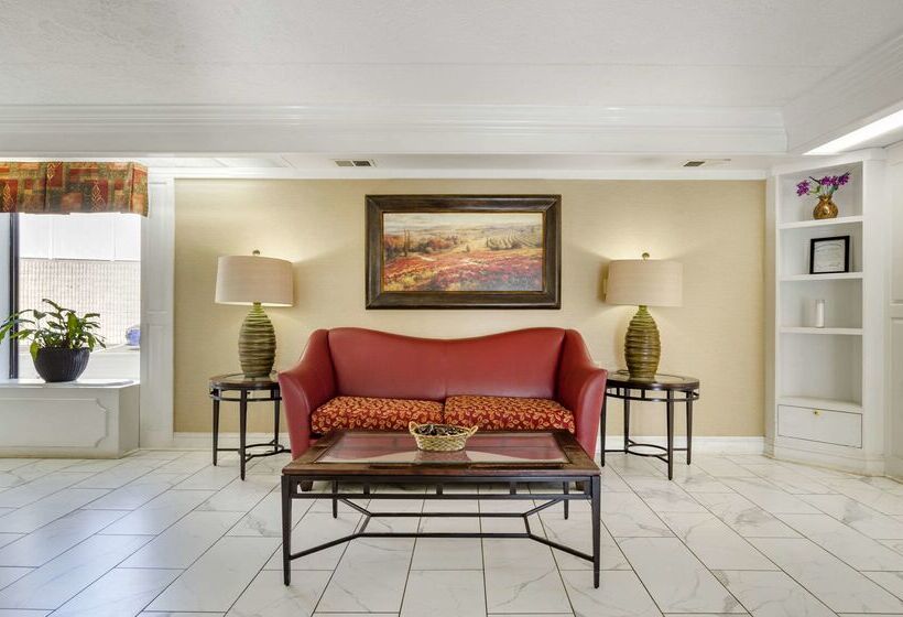 فندق على الطريق Quality Inn Near Martinsville Speedway