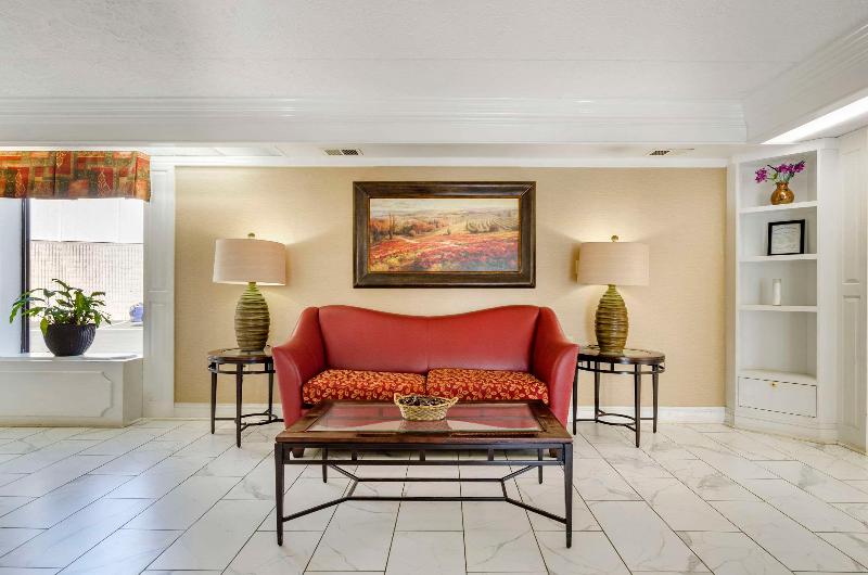 فندق على الطريق Quality Inn Near Martinsville Speedway