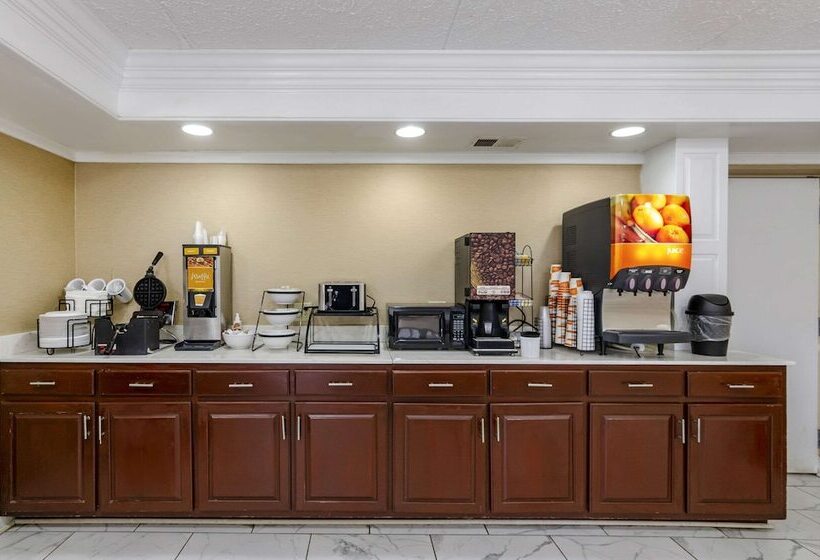 فندق على الطريق Quality Inn Near Martinsville Speedway