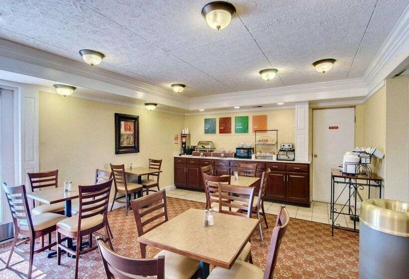 فندق على الطريق Quality Inn Near Martinsville Speedway