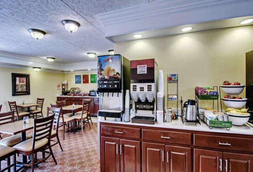فندق على الطريق Quality Inn Near Martinsville Speedway