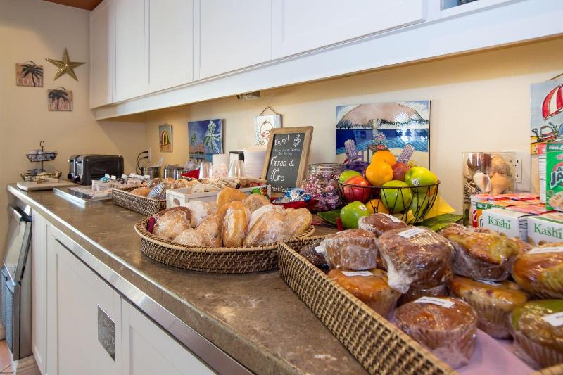 אתר נופש Inn At The Beach