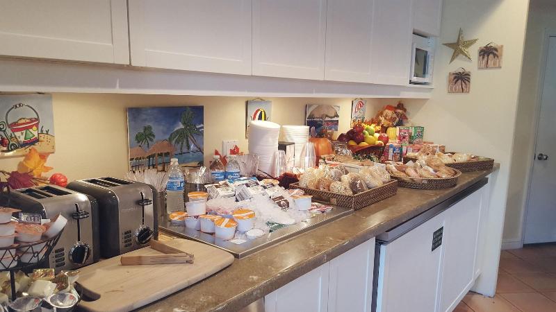 אתר נופש Inn At The Beach