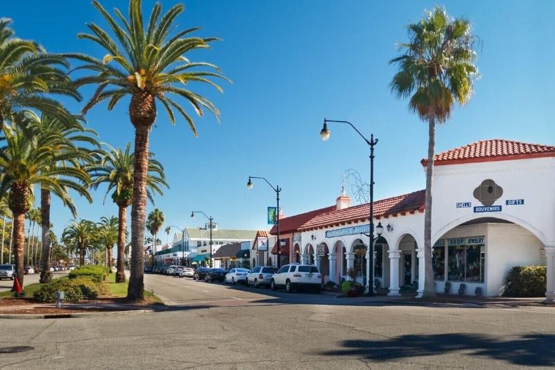 渡假胜地  Inn At The Beach