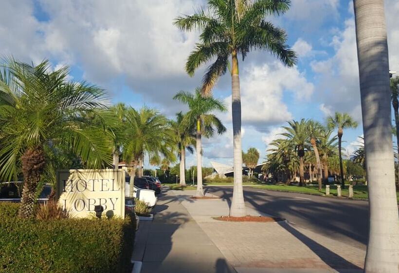 אתר נופש Inn At The Beach