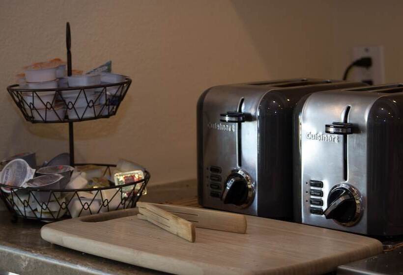 渡假胜地  Inn At The Beach