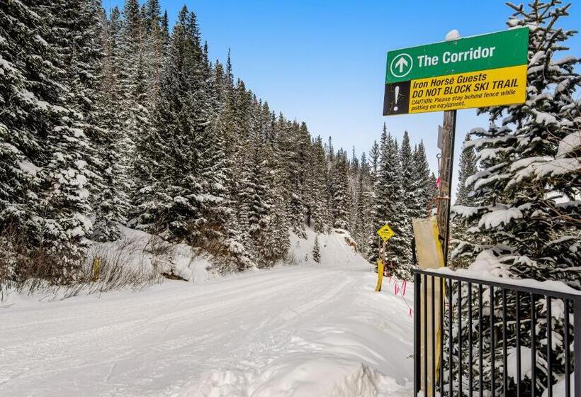 리조트 Iron Horse Hideaway