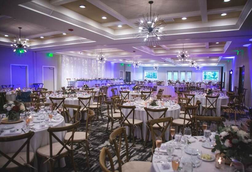 リゾートホテル Lodge Geneva National