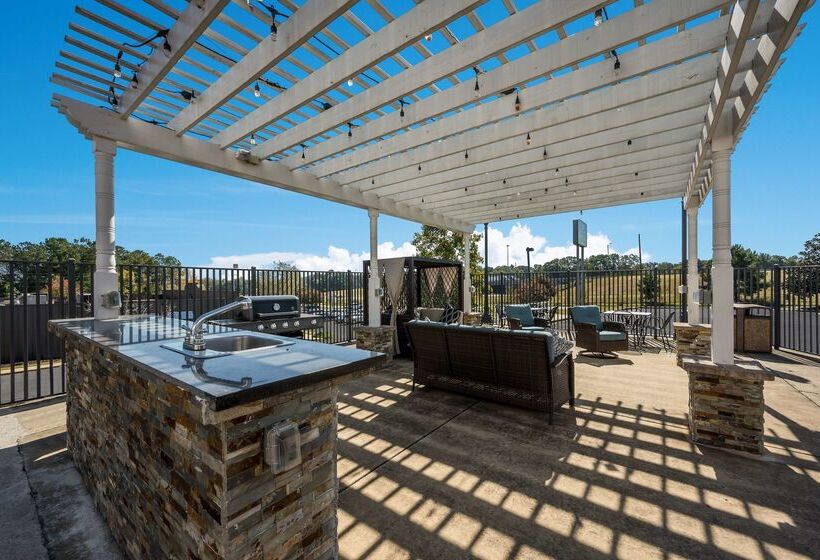 Surestay Hotel By Best Western Tuscaloosa Southeast