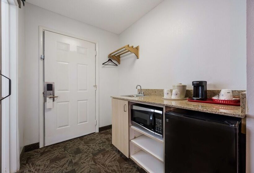 Surestay Hotel By Best Western Tuscaloosa Southeast