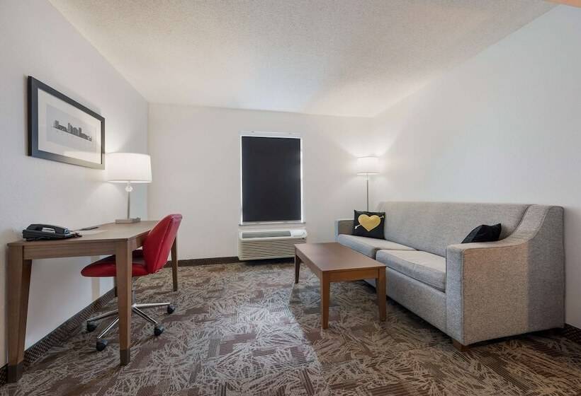 Surestay Hotel By Best Western Tuscaloosa Southeast