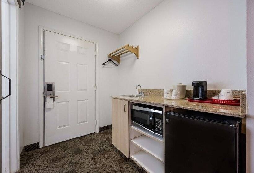 Surestay Hotel By Best Western Tuscaloosa Southeast