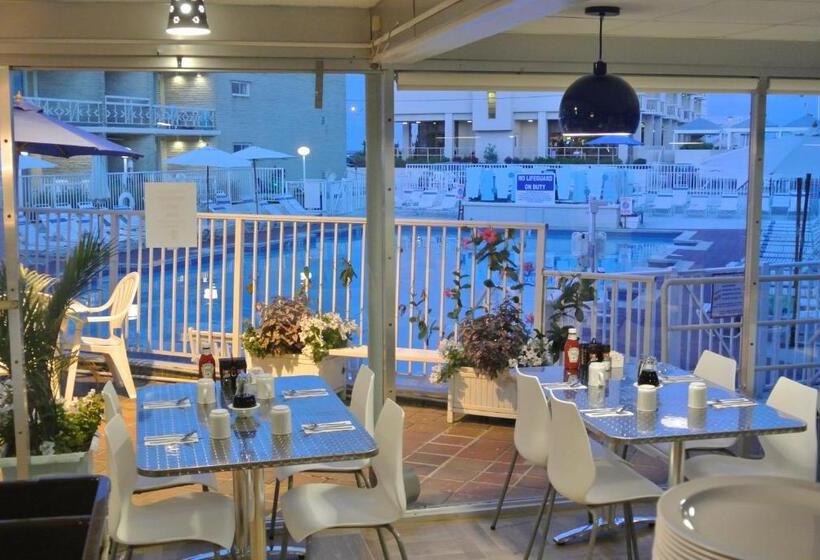 The Jolly Roger Motel