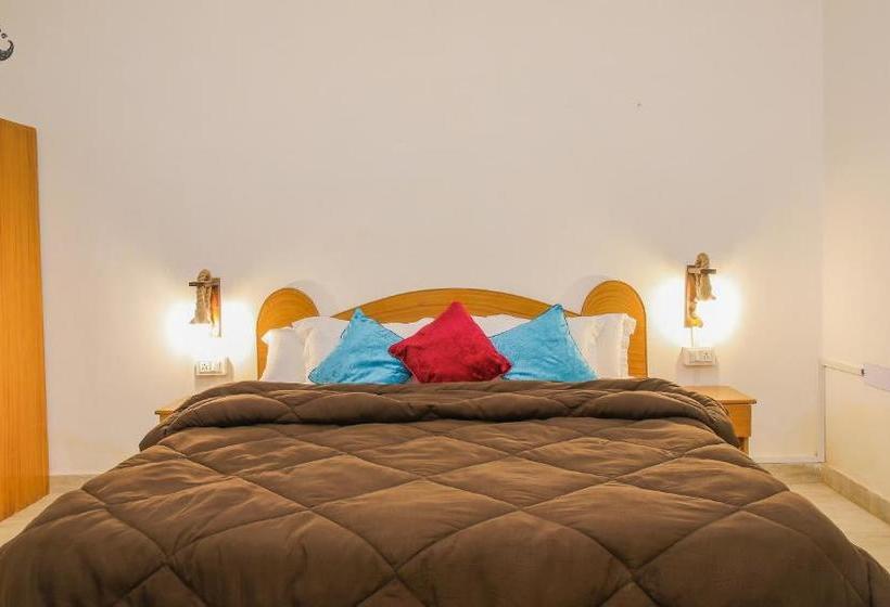 Общежитие Moustache Khajuraho