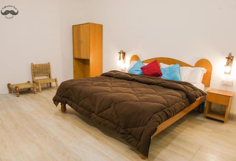 Общежитие Moustache Khajuraho