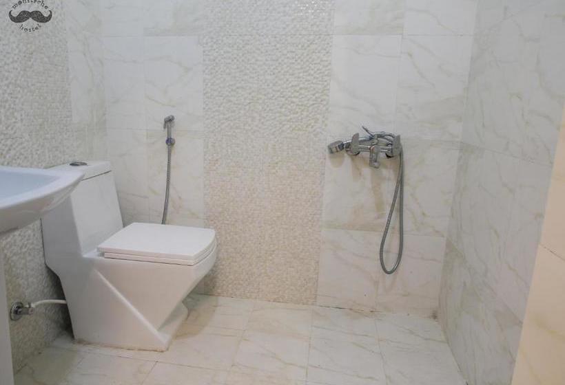 Общежитие Moustache Khajuraho