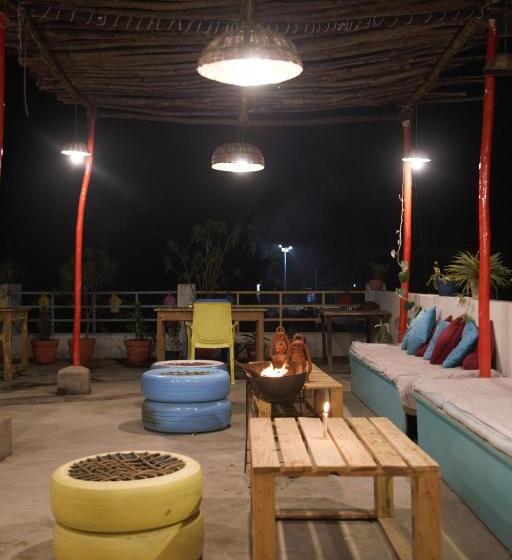 Общежитие Moustache Khajuraho