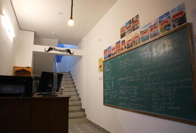 Общежитие Moustache Khajuraho