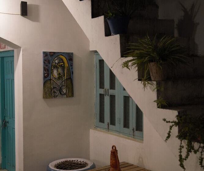 Общежитие Moustache Khajuraho