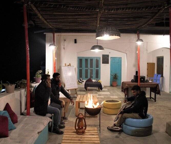 Общежитие Moustache Khajuraho