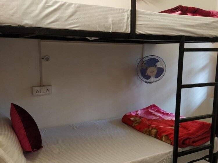 Общежитие Moustache Khajuraho