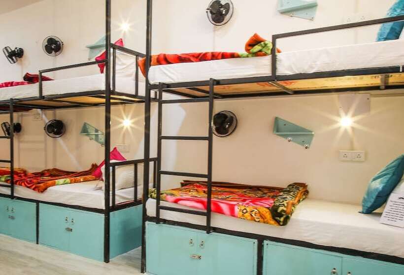 Общежитие Moustache Khajuraho