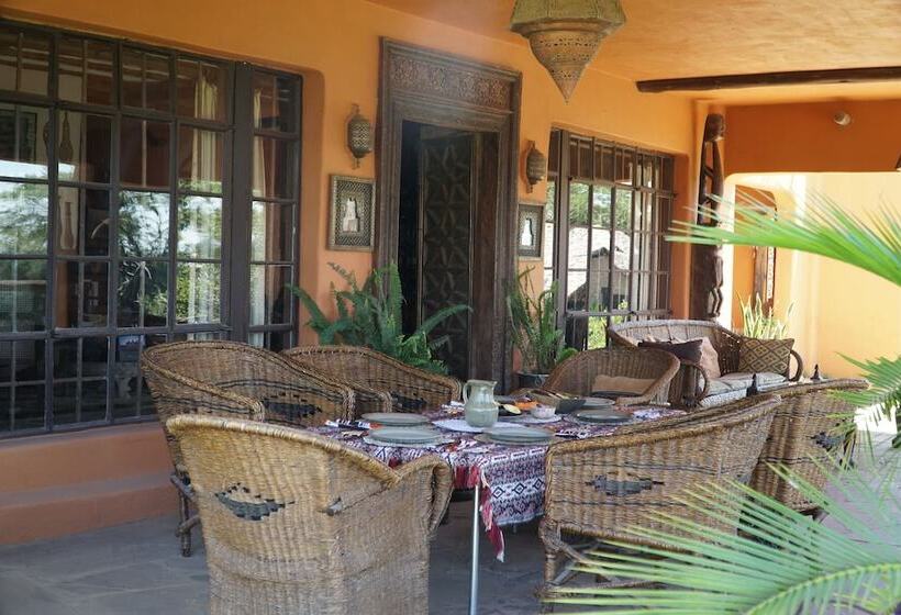 مبيت وإفطار African Heritage House