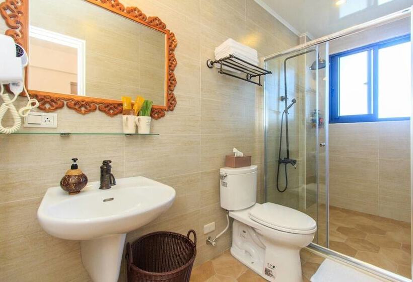 تختخواب و صبحانه Bj Classic Town