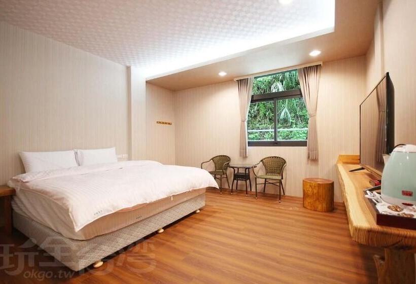 تختخواب و صبحانه Breeze Homestay