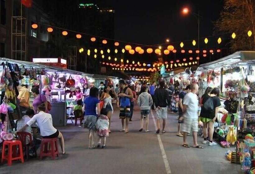 تختخواب و صبحانه Green Garden House