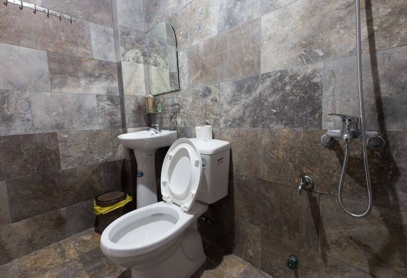 تختخواب و صبحانه Green Garden House