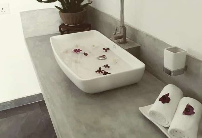 مبيت وإفطار Green Grass Garden