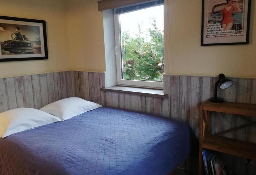 Bed and Breakfast Vinoteegi Residents