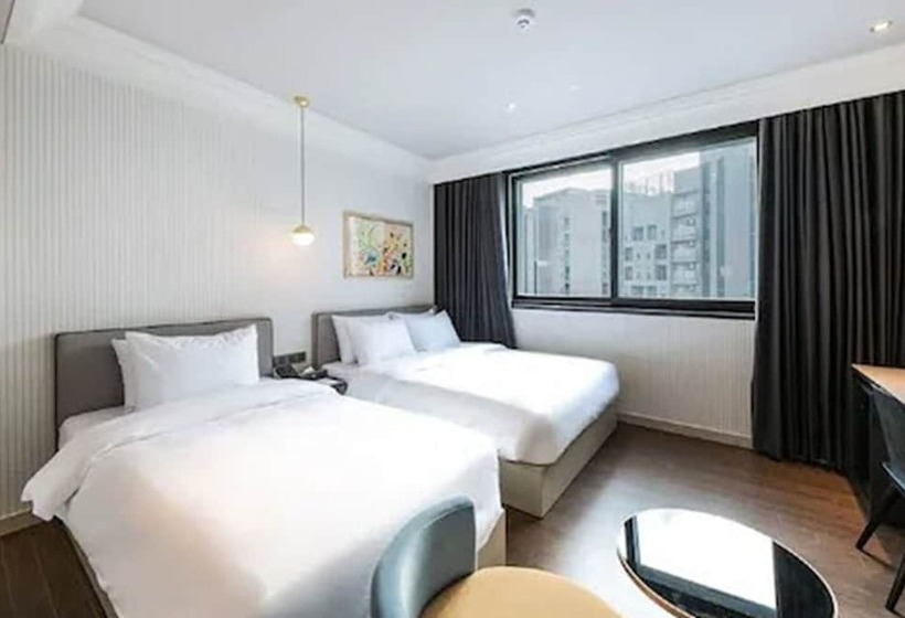 Brown Dot Hotel Jinju Chungmugong