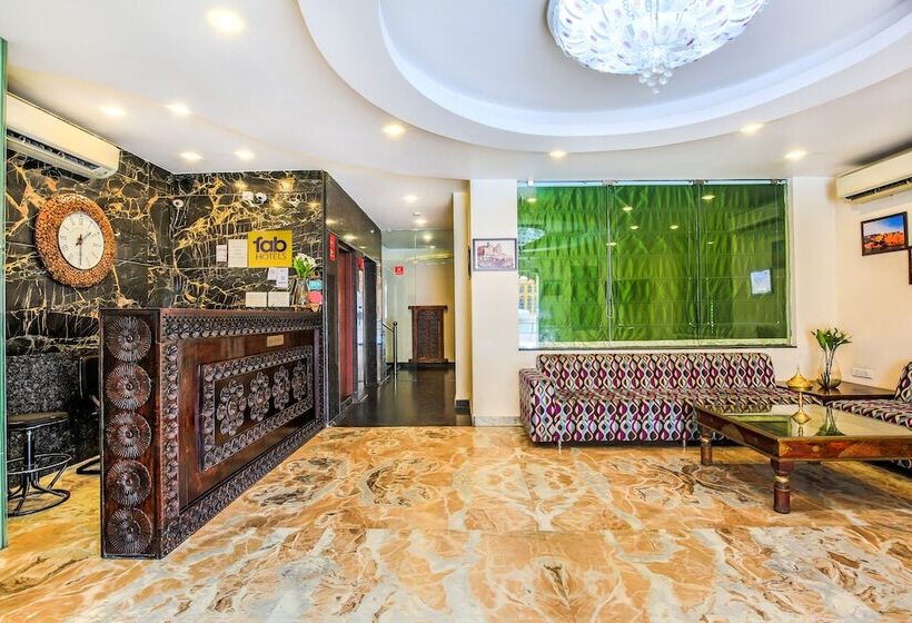 Fabhotel Royal Heritage