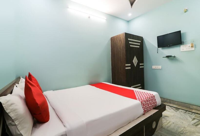 Flagship Hotel Neelkanth