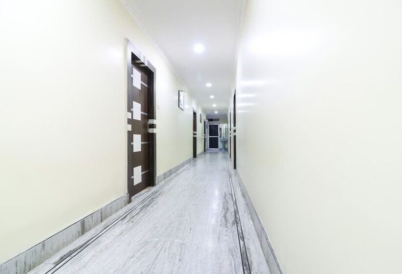 Flagship Hotel Neelkanth