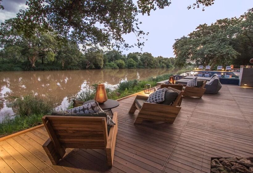 בית מלון כפרי Abelana River Lodge