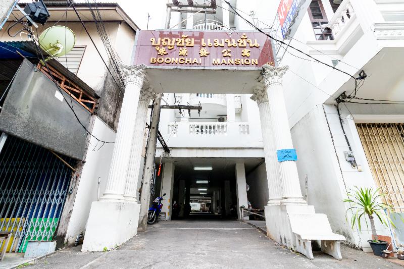 هتل Boonchai Mansion